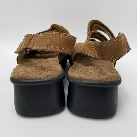 Red Cross Shoes Ultrasoft Womens Slingback Sandals Brown Leather Buckle 10 W - Picture 4 of 12